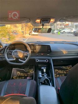 هیوندای ئەلەنترا